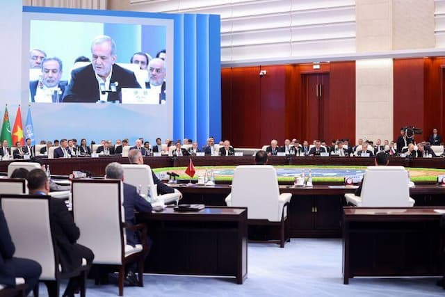 پزشکیان: ایران برای یافتن راه‌حل دیپلماتیک حل صلح‌آمیز هسته‌ای خود آمادگی داشته و دارد