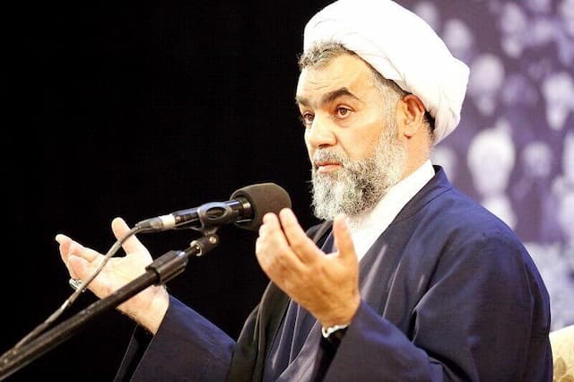 وحدت و یکپارچگی ملی قدرت نرم نظام مقابل توطئه‌های دشمنان است