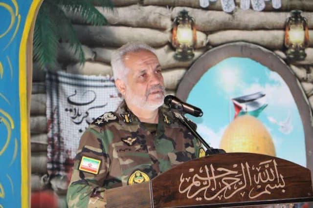 فرمانده ارشد نظامی: تمامی تحرکات در مرزهای کشور رصد می‌شود