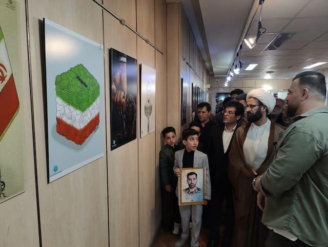 فیلمl افتتاح جشنواره ملی کارتون و کاریکاتور «ای ایران» در خرم‌آباد