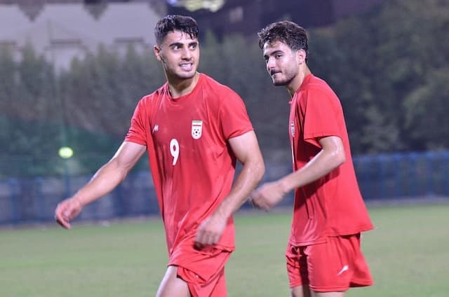 شاگردان روانخواه شکست هنگ‌کنگ را تمرین کردند
