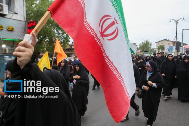 نقش ملت ایران در پشتیبانی از ولایت فقیه و دستاوردهای انقلاب بی بدیل است