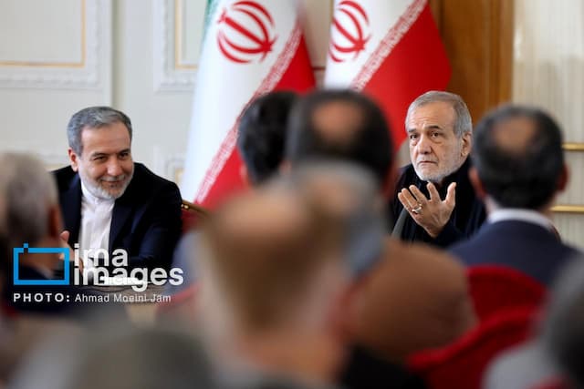 سیاست خارجی ایران کنونی؛ واقع‌بینی به جای رمانتیسم سیاسی
