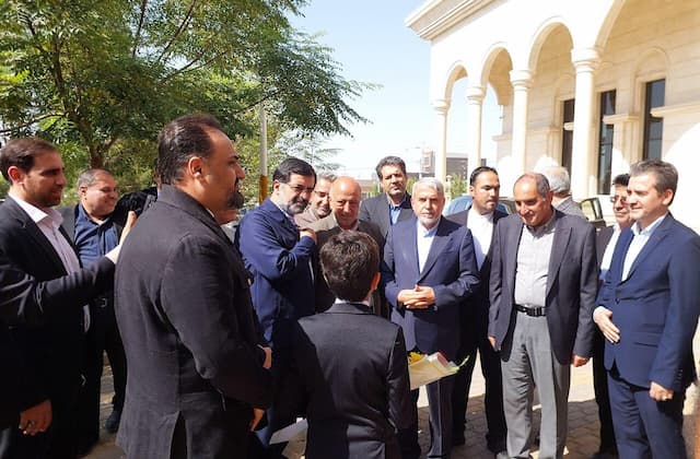 وزیر میراث‌فرهنگی، گردشگری و صنایع‌دستی وارد قم شد