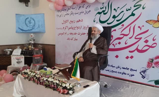 هشدار امام جمعه مراغه نسبت به فروپاشی خانواده‌ها به دلیل کم‌توجهی به آموزه‌های اسلامی