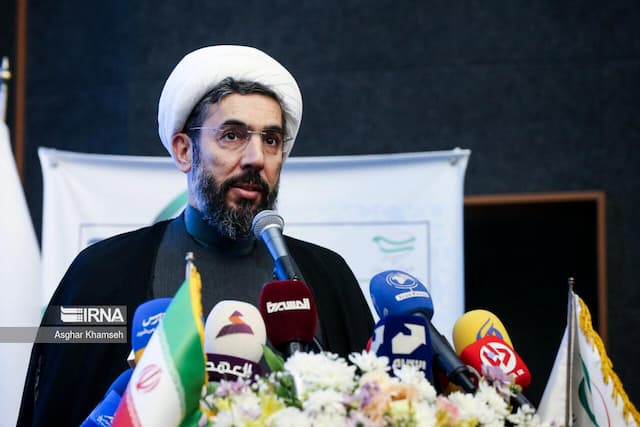 رییس نهاد مقام معظم رهبری: دانشگاه ها جنگ ۱۲ روزه را روشنگری کنند