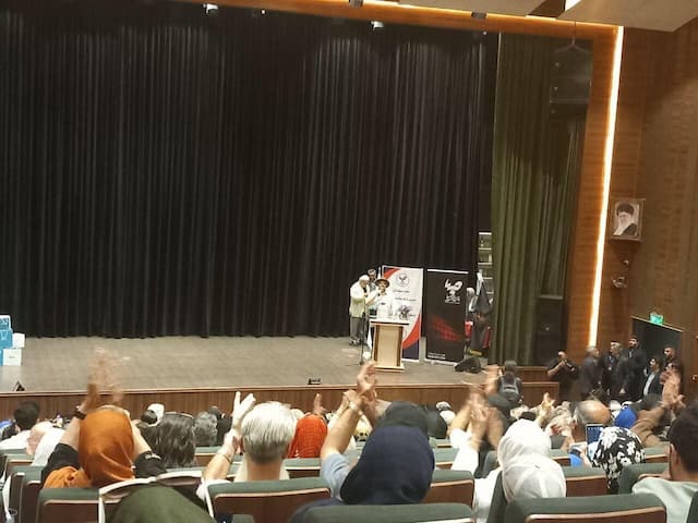 مراسم تجلیل از هنرمندان پیشکسوت سینما و تلویزیون برگزار شد