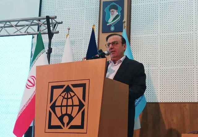 استاندار قزوین: مردم تاریخ باشکوه ایران را مطالعه کنند