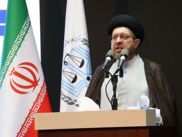 قضاوت و وکالت، مکمل هم در مسیر تحقق عدالت هستند