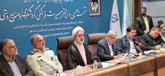 قم مقصد گردشگری مذهبی است/ لزوم افزایش امکانات اقامتی و بازسازی بافت تاریخی
