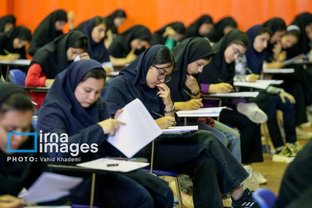 کسب ۳۱ رتبه زیر ۱۰۰ توسط دانش‌آموزان خراسان جنوبی در کنکور ۱۴۰۴
