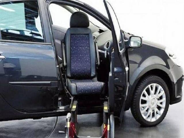 پیگیری ویژه وزارت صمت در تامین خودرو جانبازان