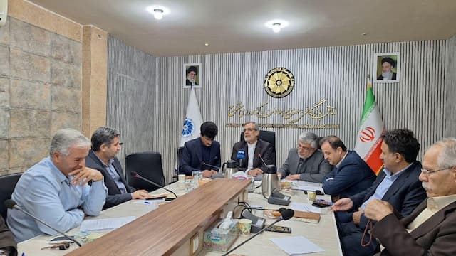 فعالان اقتصادی و صنفی کردستان با مدیرعامل ایرنا به گفتگو نشستند