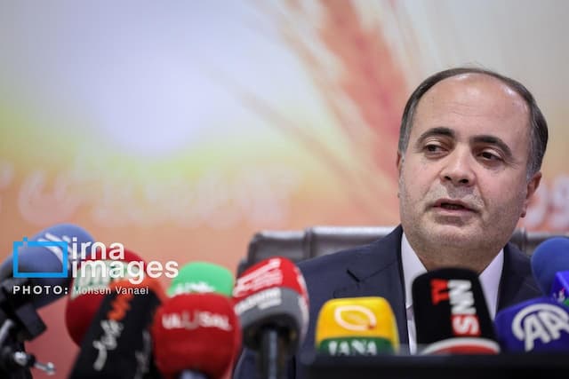 ایران می‌تواند قطب ارتباطی و نقل و انتقال کالاهای اساسی شود