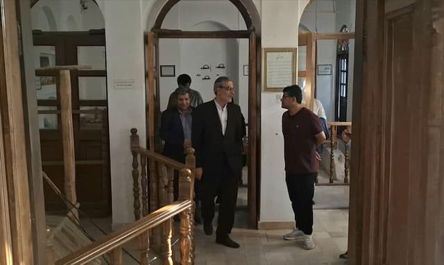 بازدید مدیرعامل ایرنا از خانه کُرد در سنندج