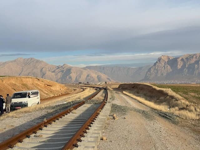 پیشرفت فیزیکی ۸۶ درصدی زیرسازی راه‌آهن کرمانشاه - اسلام‌آباد غرب