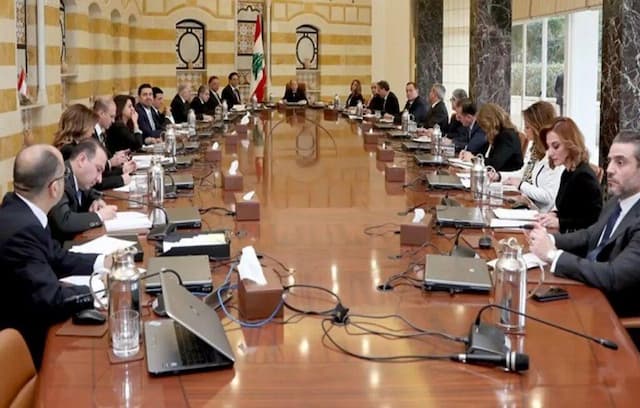 استقبال هیات وزیران لبنان از تصویب طرح «انحصار سلاح در دست دولت»