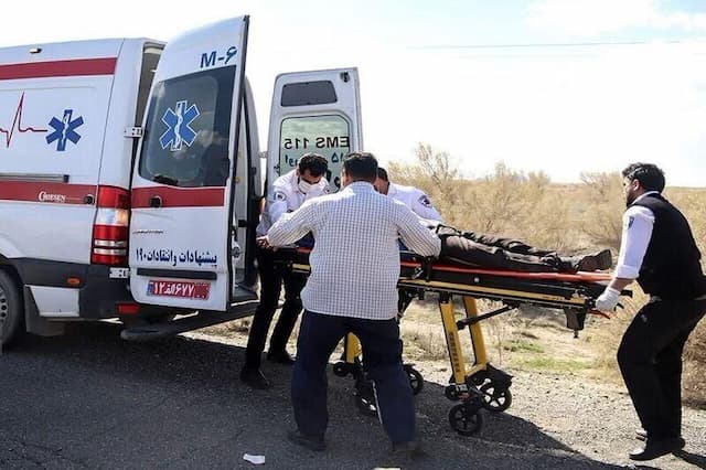 حوادث ترافیکی در جاده های مشهد ۱۳ نفر را روانه بیمارستان کرد