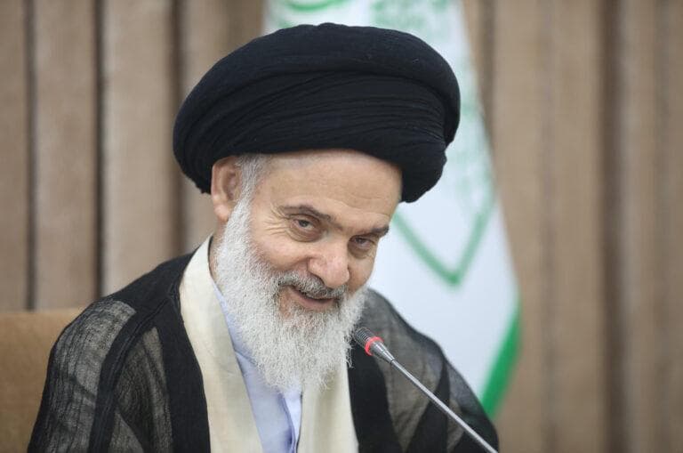 آیت‌الله حسینی بوشهری: سلمان فارسی الگوی هویت ایرانی است