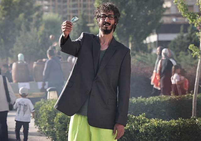 فیلم «مرد عینکی» رکورد فروش سینما در خراسان‌رضوی را زد