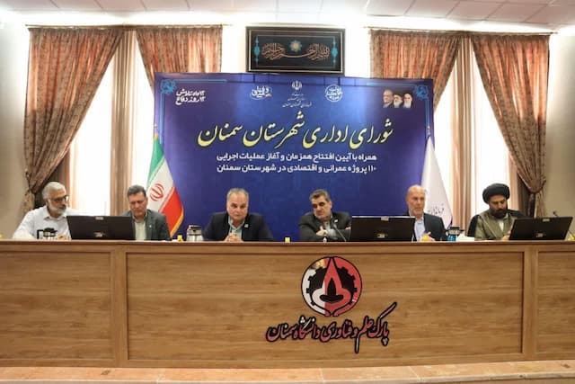 فرماندار: کمبود آب و مدرسه مهمترین چالش‌های سمنان است