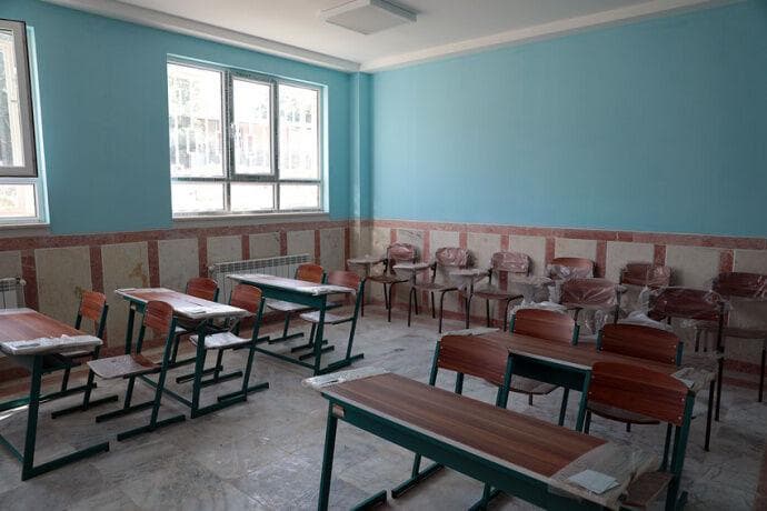 برآورد کمک ۲۵۰ هزار میلیارد ریالی خیران مدرسه‌ساز کشور برای امسال