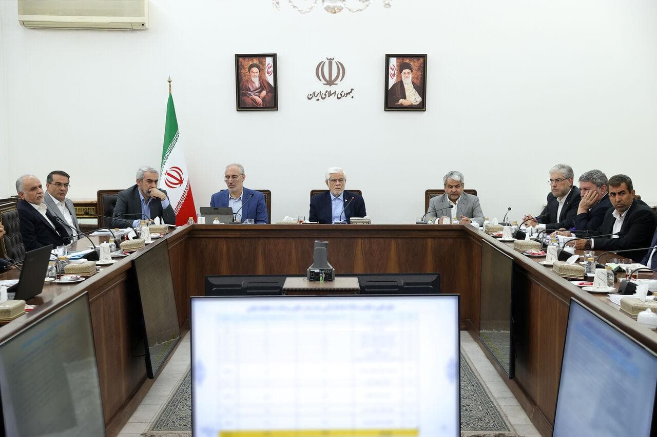 عارف: مسیر اجرای برنامه هفتم خوب پیش رفته است/ تقدیر از عنایت رهبر انقلاب نسبت به دولت
