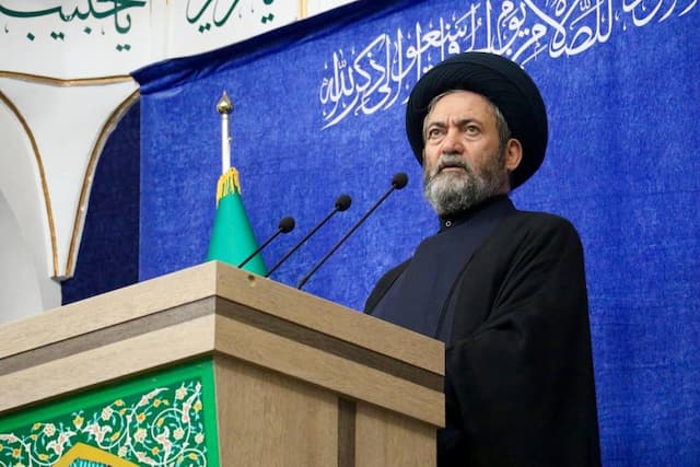 آیت‌الله مدنی ستاره درخشان تبریز