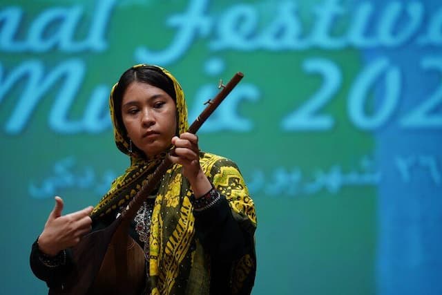 روز هفتم جشنواره موسیقی جوان و حضور چمشگیر بانوان ترکمن