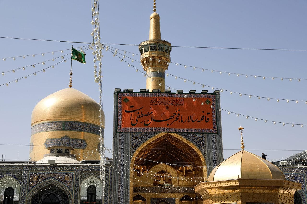 حرم مطهر رضوی در پرتو میلاد نبی رحمت