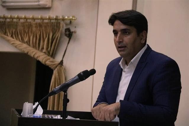 استیضاح شهردار سنندج پشت درهای بسته/ رشیدی ابقا شد