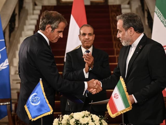 ۵ ساعت مذاکره گره‌گشا در قاهره؛ تهران مسیر بازگشت را باز گذاشت