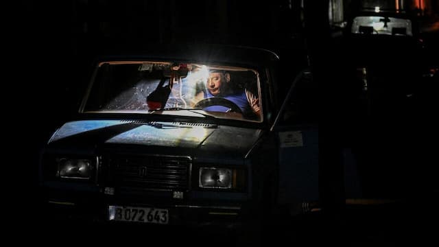 کوبا بار دیگر در خاموشی فرو رفت