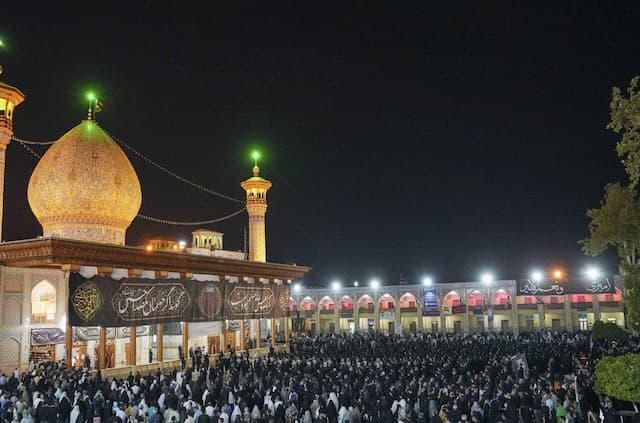 احداث ۲ ایستگاه مترو در جوار حرم مطهر شاهچراغ(ع) بدون تخریب بافت تاریخی شیراز