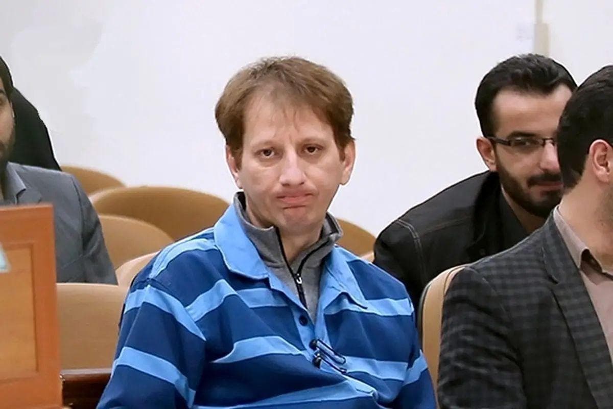 ایلنا به نقل از یک مقام مسئول: «بابک زنجانی» به بانک مرکزی ۱.۸ میلیارد دلار بدهکار است و تنها ۱۵ میلیون دلار را آن تسویه کرده/ برای مابقی بدهی‌ها اقدامی صورت نگرفته