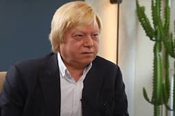 ویدیو / محمد بهشتی: نسل جدید، زبانش دراز نیست؛ مثل نسل بعد از کودتای ۲۸ مرداد، خودش را مرجع همه چیز نمی‌داند / نسل جدید می‌داند که نمی‌داند، اما آن نسل نمی‌دانست که نمی‌داند