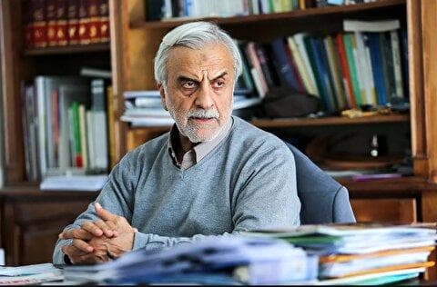 هاشمی طباء: کشور در وضعیت شبه بحران به سر می‌برد / برخی ظاهرا می‌خواهند صفتی که به خودشان به عنوان هسته سخت نظام داده‌اند را ثابت کنند / به نظر من همین‌ها در کابینه دارند خرابکاری می‌کنند و دستوراتشان را از اینها می‌گیرند / نمی‌شود افرادی که در دولت هستند دستورات خود را از جای دیگری بگیرند و رئیس‌جمهور اینگونه بخواهد وفاق ایجاد کند