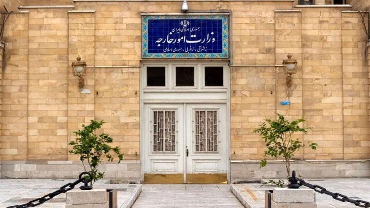 وزارت خارجه ایران: تصمیم رژیم صهیونیستی برای کوچ اجباری ساکنان غزه، مصداق جنایت جنگی است؛ هدف آن‌ها از این موضوع تکمیل طرح نسل‌کشی است/ ادعای وقیحانه «نتانیاهو» مبنی بر تلاش برای شکل‌دهی به ایده «اسرائیل بزرگ»، نشان‌دهنده یک خطر عظیم است