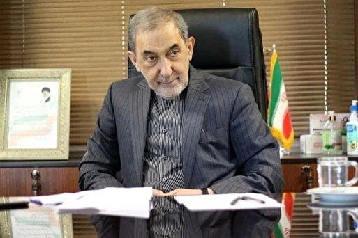توییت ولایتی با هشتگ «آلاسکا» و «مردهزارچهره»: ملت ایران هیچ‌گاه اجازه معامله بر سر امنیت ملی‌شان را نخواهند داد