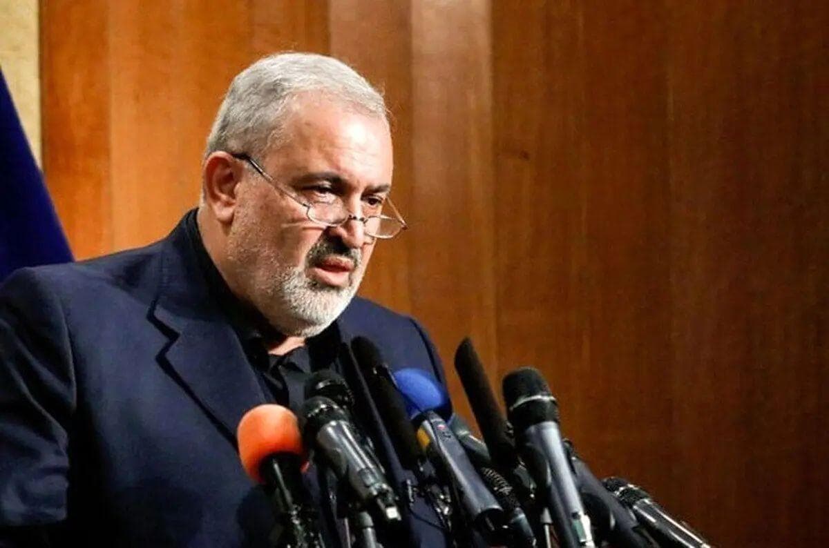 وزیر نیرو: پیک برق را پشت سر گذاشته‌ایم، اما برای پایان خاموشی‌ها نیازمند همراهی مشترکان تا پایان تابستان هستیم/ باید به این موضوع توجه داشت که هر چه به آخر این فصل نزدیک‌تر می‌شویم، ذخایر آبی کمتر می‌شود