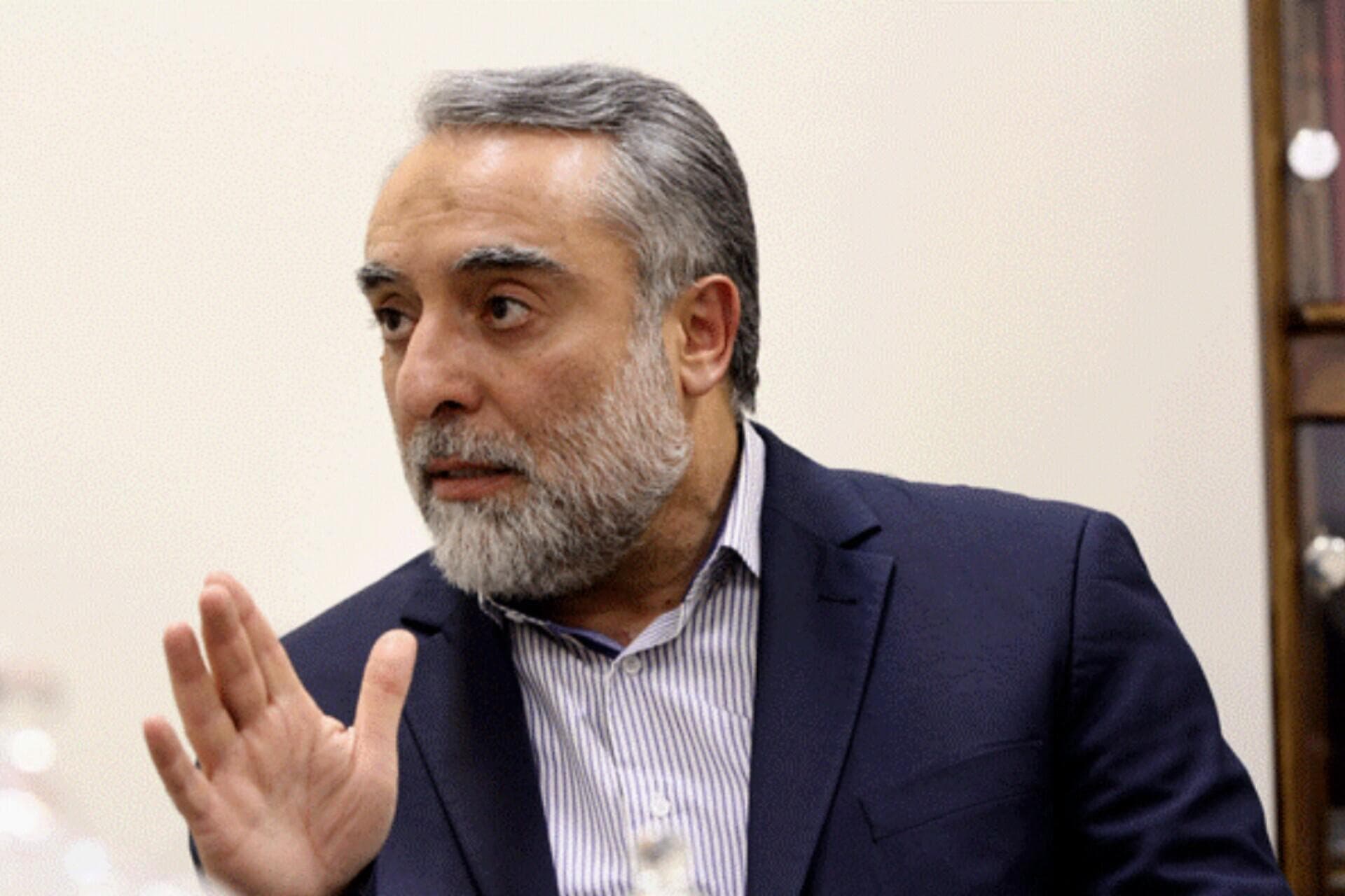 حمله کارشناس صداوسیما: «حسن روحانی» با این سخنان اخیر خود عین «اشعث بن قیس» در برابر نظام است / بغض در کلام او علیه سپاه موج می‌زند