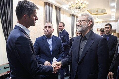 دیدار «علی لاریجانی» با معاون وزیر خارجه سوئیس، کشوری که حافظ منافع آمریکا در ایران است/ بحث و تبادل نظر درباره حل مسائل هسته‌ای؛ مقرر شد به دلیل اهمیت موضوع، طرف سوئیسی پس از مذاکرات با طرف‌های دیگر، نتایج را در اختیار تهران قرار دهد