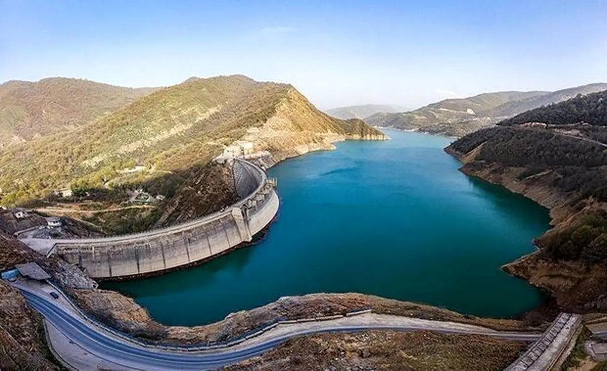 سخنگوی صنعت آب: مخازن سد‌های کشور ۴۰ درصد آب دارند/ این آمار متوسط کشوری است، در برخی استان‌ها میزان پرشدگی خیلی کمتر است/ سد‌های پایتخت حدود ۱۸ درصد پر شدند که بسیار بحرانی است