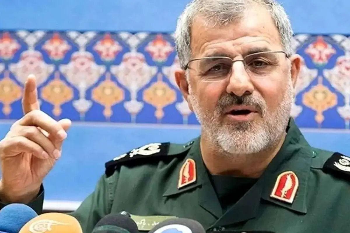 سرلشکر پاکپور، فرمانده کل سپاه: ایران در بلندای قدرت بازدارندگی قرار دارد/ نیرو‌های مسلح هرگونه خطای محاسباتی دشمنان را با پاسخی قاطع، سریع و پشیمان کننده روبه‌رو خواهند کرد/ راهبرد قدرت افزایی همه جانبه دفاعی، دشمن را از ماجراجویی‌های جدید بر حذر می‌دارد