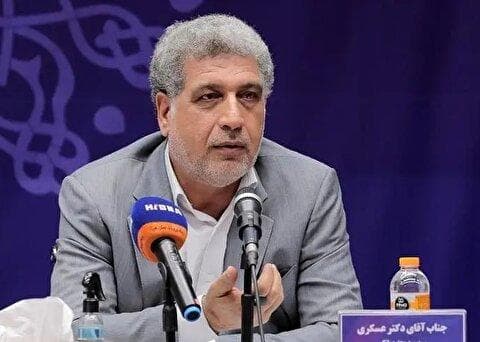رییس سازمان مالیاتی دولت احمدی نژاد: سالی که قرار بود یارانه‌ها تصویب شود، با اقدام رئیس وقت مرکز آمار، برنامه‌ریزی‌ها به هم ریخت و مجبور شدیم به همه یارانه بدهیم؛ هنوز هم جرأت نکرده‌ایم دهک‌های مرفه را تفکیک کنیم/ قرار بود سالی ۲۰ درصد نرخ حامل‌های انرژی افزایش یابد؛ با این حساب الان بنزین لیتری ۲۰ هزار تومان بود نه ۱۵۰۰ تومان