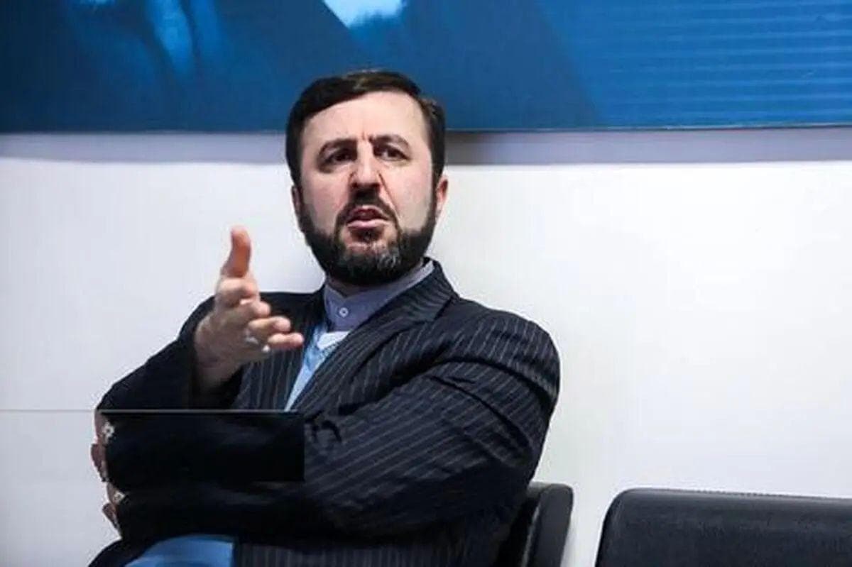 غریب آبادی، معاون عراقچی: با معاون وزیر خارجه چین درباره آخرین تحولات مربوط به موضوع هسته‌ای، مذاکرات، قطعنامه ۲۲۳۱ و تنظیم مواضع مشترک تهران، پکن و مسکو در قبال آن، رایزنی کردیم/ مقام چینی بر ضرورت حل دیپلماتیک موضوعات تاکید کرد