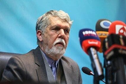 ببینید / در نشست خبری وزیر ارشاد برق رفت / صالحی: اگر ژنراتور نداشتیم آبروی‌مان می‌رفت