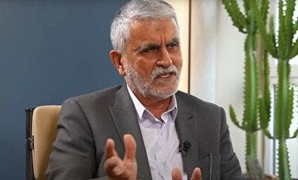 ویدیو / محسن قمصری، مدیر سابق بین الملل شرکت نفت ایران: ما قبل از جنگ و بعد از جنگ، عرضه‌کننده نفت در بورس‌های آمریکا و اروپا که تعیین کننده قیمت هستند، نبودیم؛ پس به راحتی توانستند بازار را پس از حمله به ایران مدیریت کنند / نفت ما فقط به چین می‌رود و مصرف کننده‌ی نفت در جنگ، حضور فعال نداشت