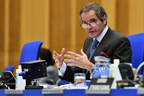گروسی: هیچ نشانه‌ای مبنی بر اینکه ایران ۴۰۰ کیلوگرم اورانیوم غنی شده خود را پیش از حملات آمریکا جابه‌جا کرده باشد، وجود ندارد؛ مدرکی نیست که نشان دهد این مواد در جای دیگری است/ بازرسان آژانس هنوز وارد تأسیسات هسته‌ای فردو، اصفهان و نطنز نشده‌اند/ هنوز در نقطه مدنظر قرار نداریم، بازرسی‌ها نمی‌تواند فقط به تأسیسات غیر هدف قرار گرفته، محدود شود