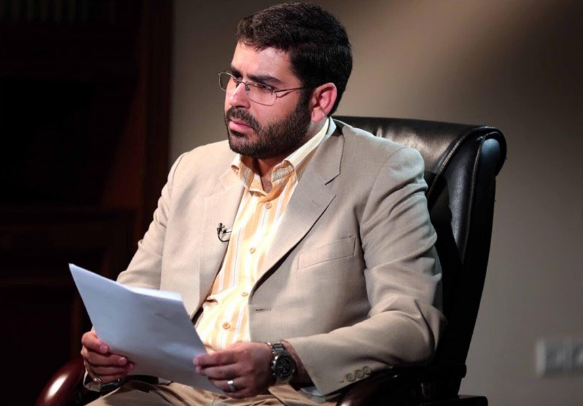 رنجبران، مشاور وزیر خارجه بعد از حواشی ایجاد شده در برنامه اینترنتی خود با حضور «محمد صدر»، استعفا داد